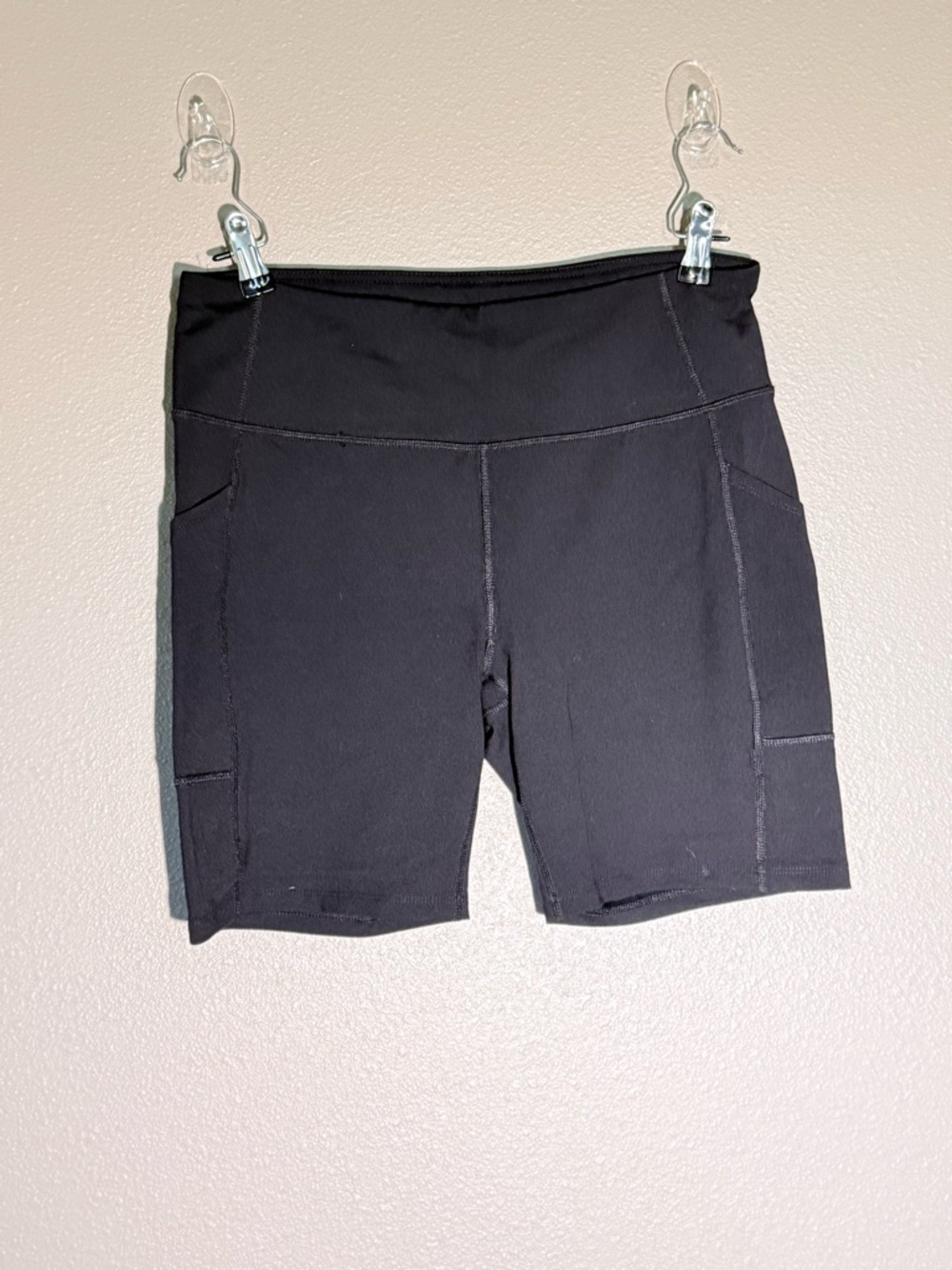 tek gear Black Women's Bike Shorts with Side Pockets